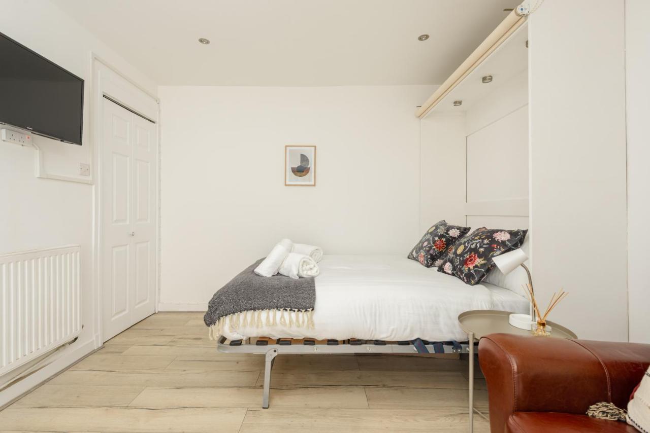 Central Studio Near Usher Hall & Edinburgh Castle Exteriör bild